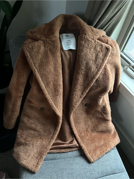 Babaton Jackets & Blazers - Babaton Chestnut Short Teddy Coat in Warm Brown